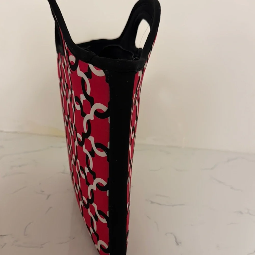 The Macbeth Collection neoprene laptop/bag
